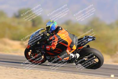 media/Nov-06-2023-Moto Forza (Mon) [[ce023d0744]]/2-Advanced Group/Session 4 (Turn 8 Inside)/